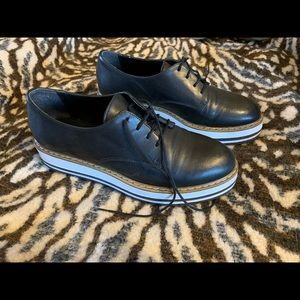 Summit by White Mountain Platforms